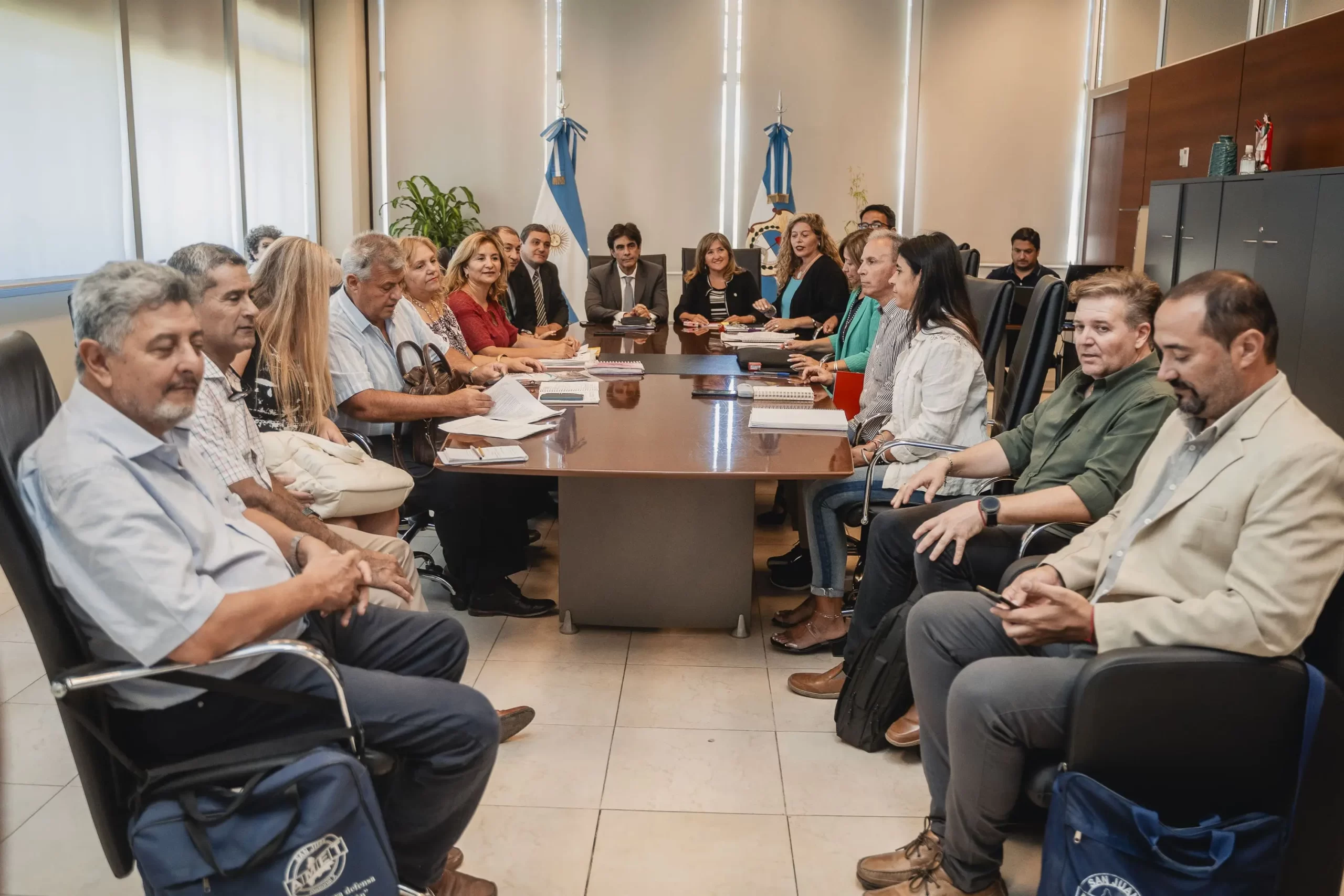 Paritaria Docente En San Juan: Gobierno Determinó Un Incremento Del 15% ...