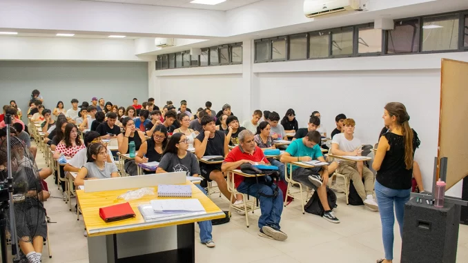 estudiantes-w